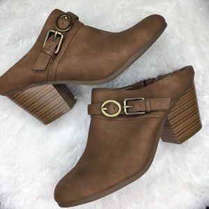 A2 by Aerosoles Velviteen Booties